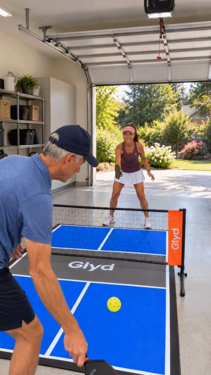 Glyd pickleball set demonstration, panel 3